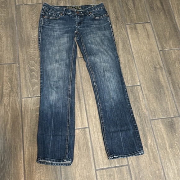 New York & Co. Eastside collection women’s jeans size 2P. Blue distressed denim - Picture 6 of 7